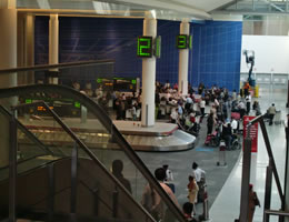 トロント空港ターンテーブル