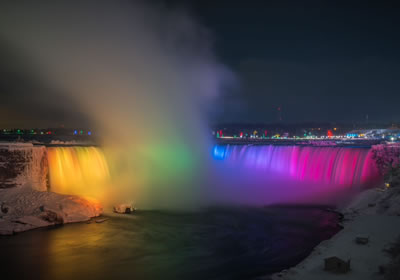 ナイアガラのライトアップ
